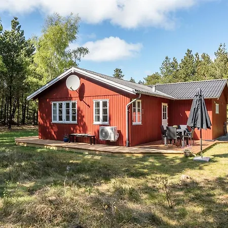 Epiphania - 900m From The Sea By Interhome Feriehus Molby